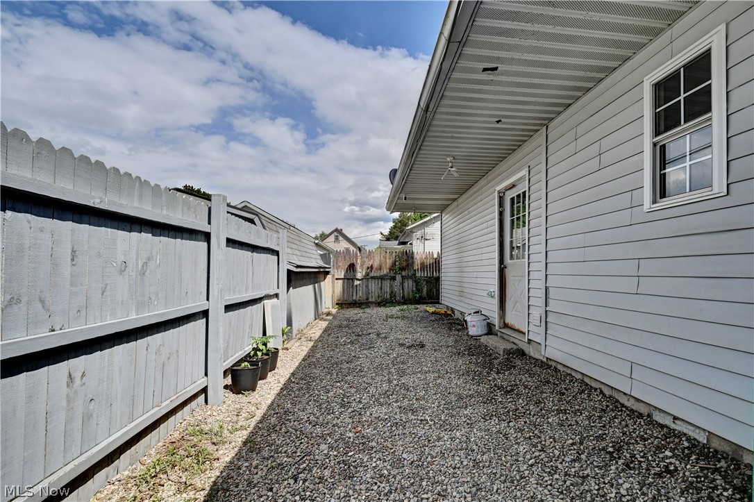 127 SW 7th Drive SW New Philadelphia OH 44663