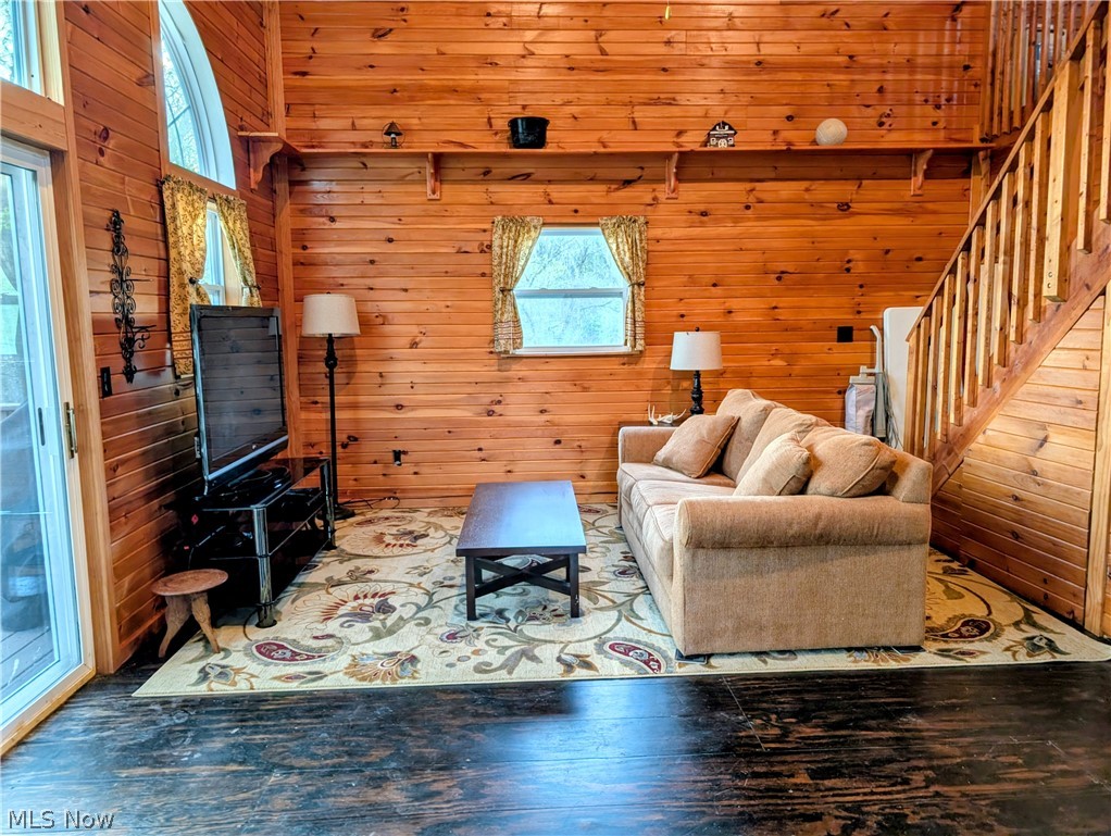 66323 Lake Road Cambridge OH 43725