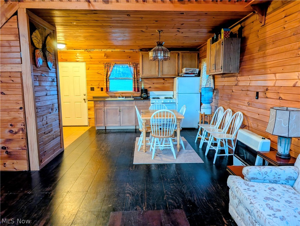 66323 Lake Road Cambridge OH 43725