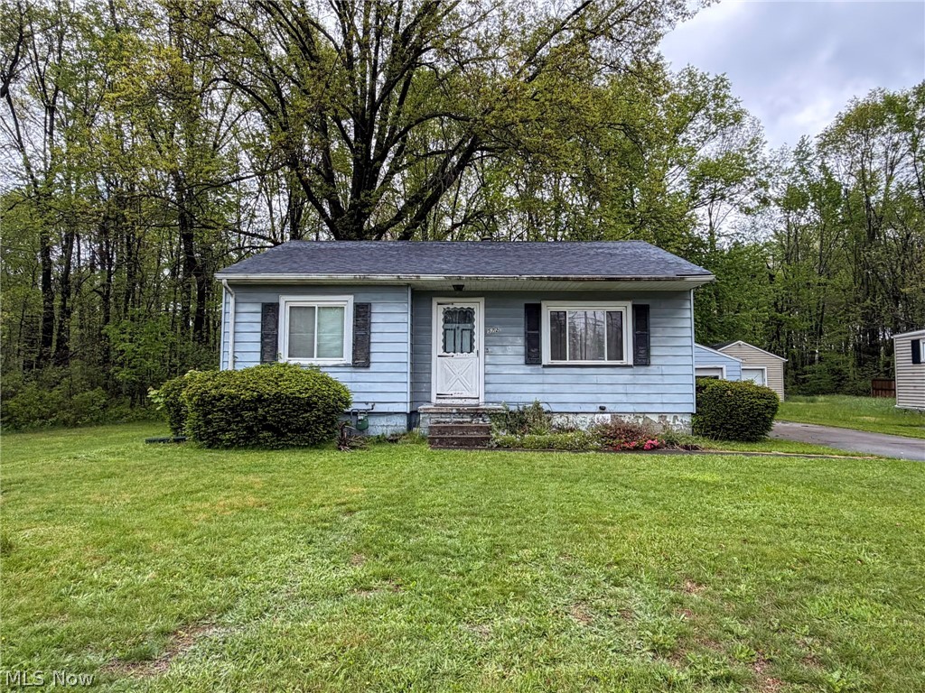 572 Comstock Street NW Warren OH 44483