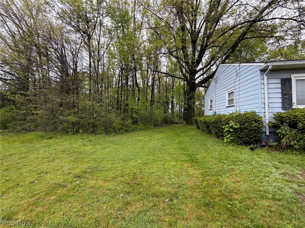 572 Comstock Street NW Warren OH 44483