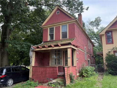 1274 E 100th Street Cleveland OH 44108