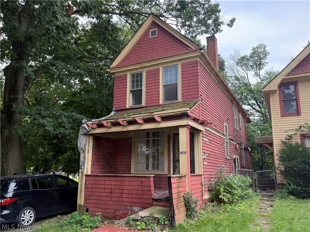 1274 E 100th Street Cleveland OH 44108