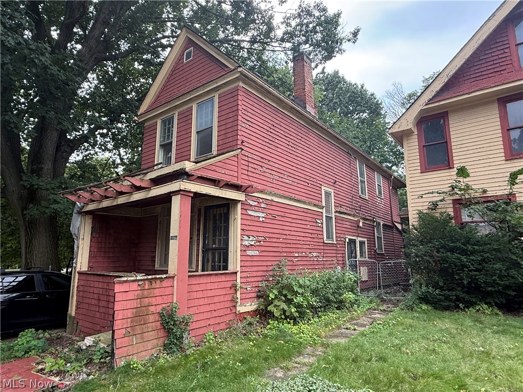 1274 E 100th Street Cleveland OH 44108