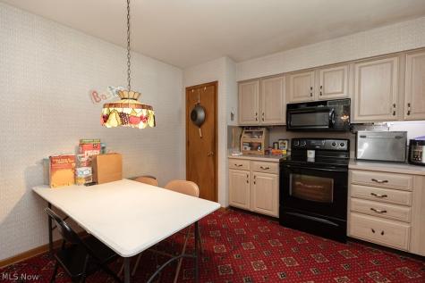 762 Abbe Road N Elyria OH 44035