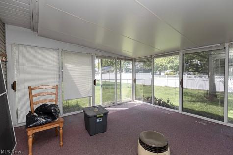 762 Abbe Road N Elyria OH 44035