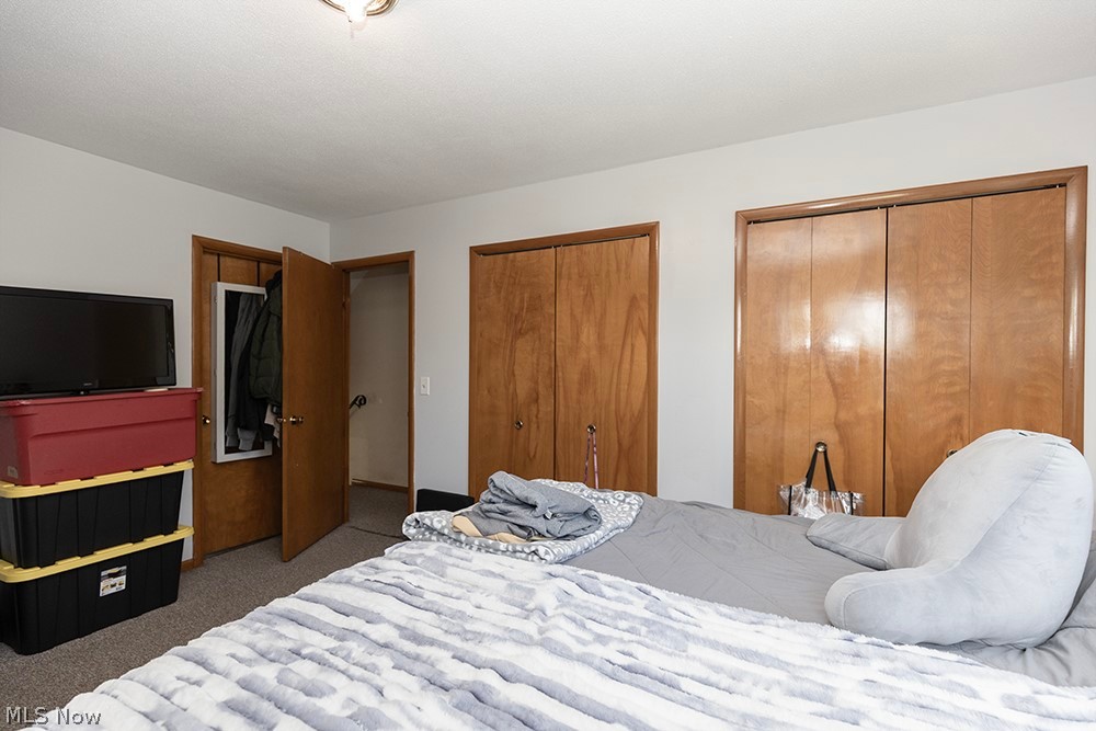 762 Abbe Road N Elyria OH 44035