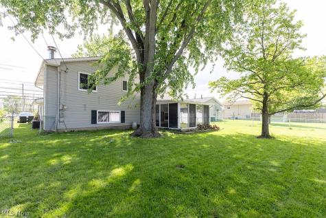 762 Abbe Road N Elyria OH 44035