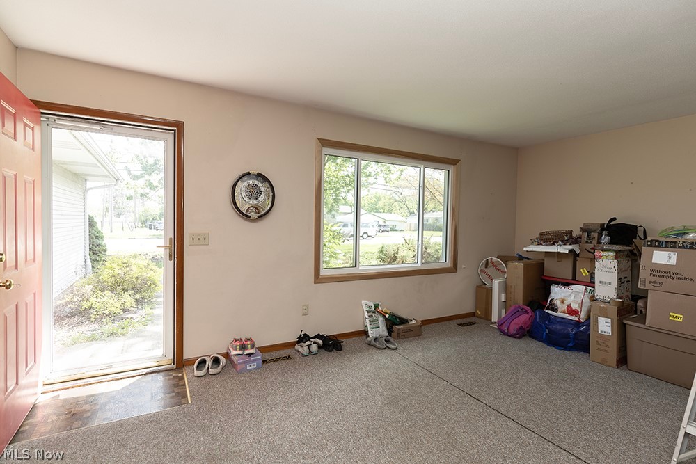 762 Abbe Road N Elyria OH 44035