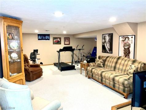 1445 Fatima Drive Parma OH 44134