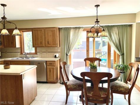 1445 Fatima Drive Parma OH 44134