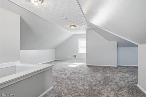 16705 Raymond Street Maple Heights OH 44137