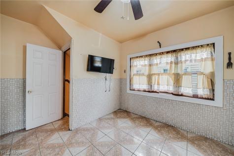13509 Alvin Avenue Garfield Heights OH 44105