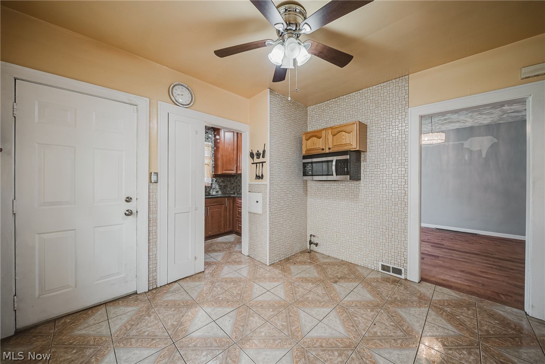 13509 Alvin Avenue Garfield Heights OH 44105
