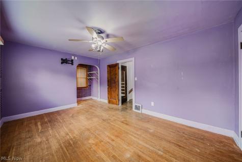 13509 Alvin Avenue Garfield Heights OH 44105