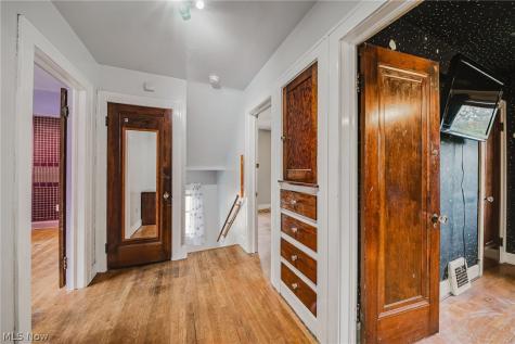 13509 Alvin Avenue Garfield Heights OH 44105