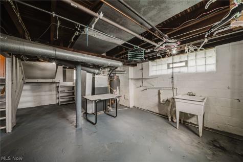 13509 Alvin Avenue Garfield Heights OH 44105