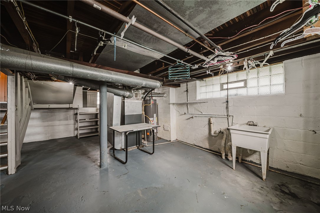 13509 Alvin Avenue Garfield Heights OH 44105