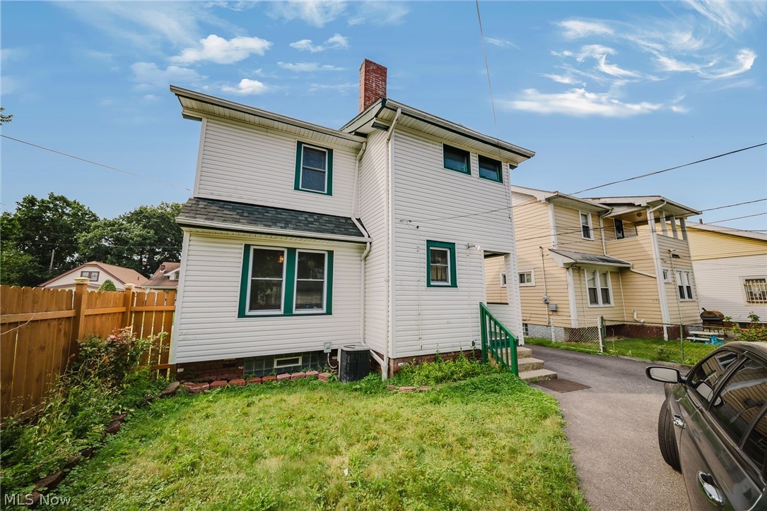 13509 Alvin Avenue Garfield Heights OH 44105