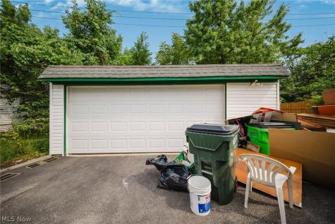 13509 Alvin Avenue Garfield Heights OH 44105