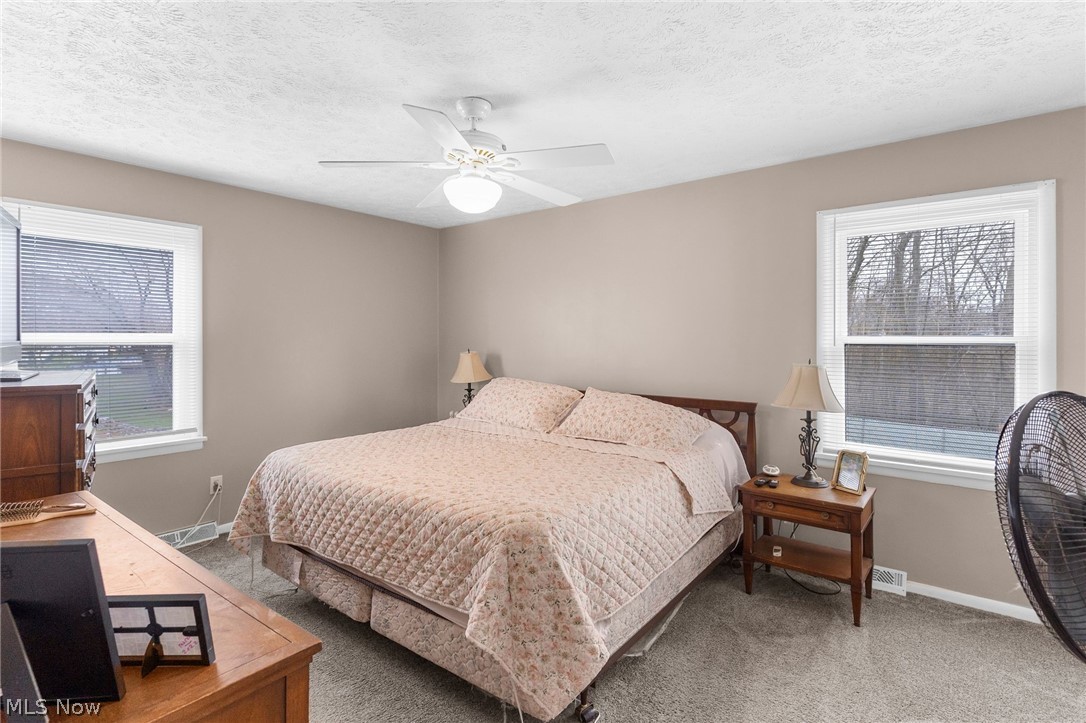 545 Meadowland Court Hubbard OH 44425