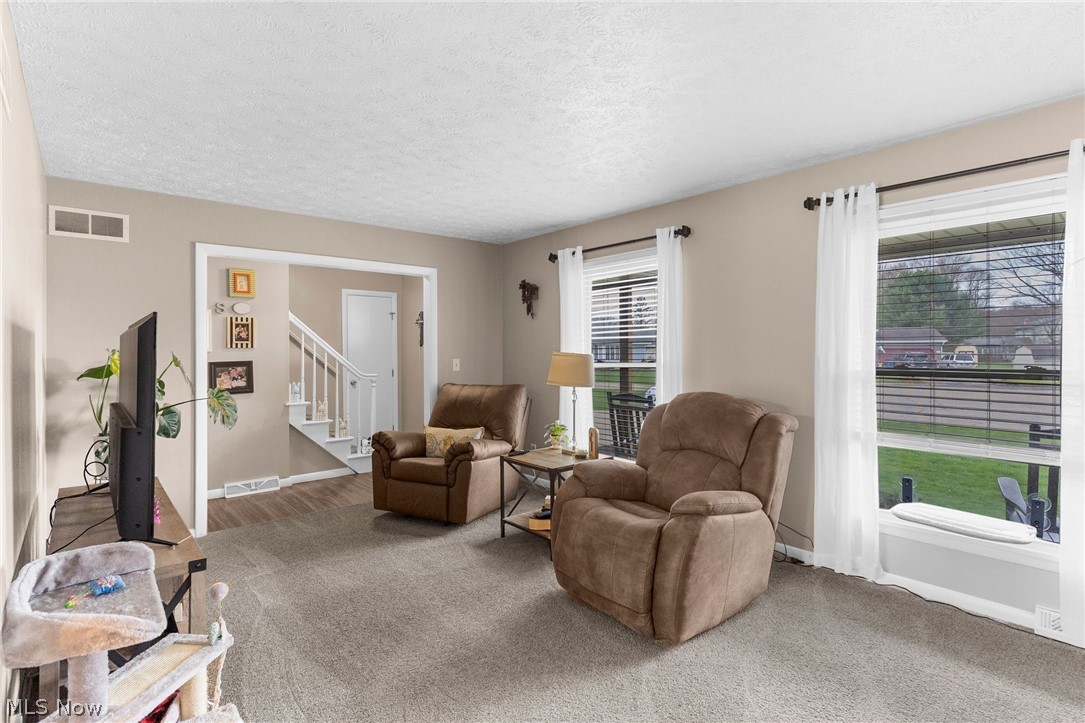545 Meadowland Court Hubbard OH 44425