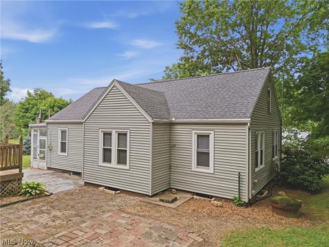 7676 Justus Avenue SW Navarre OH 44662