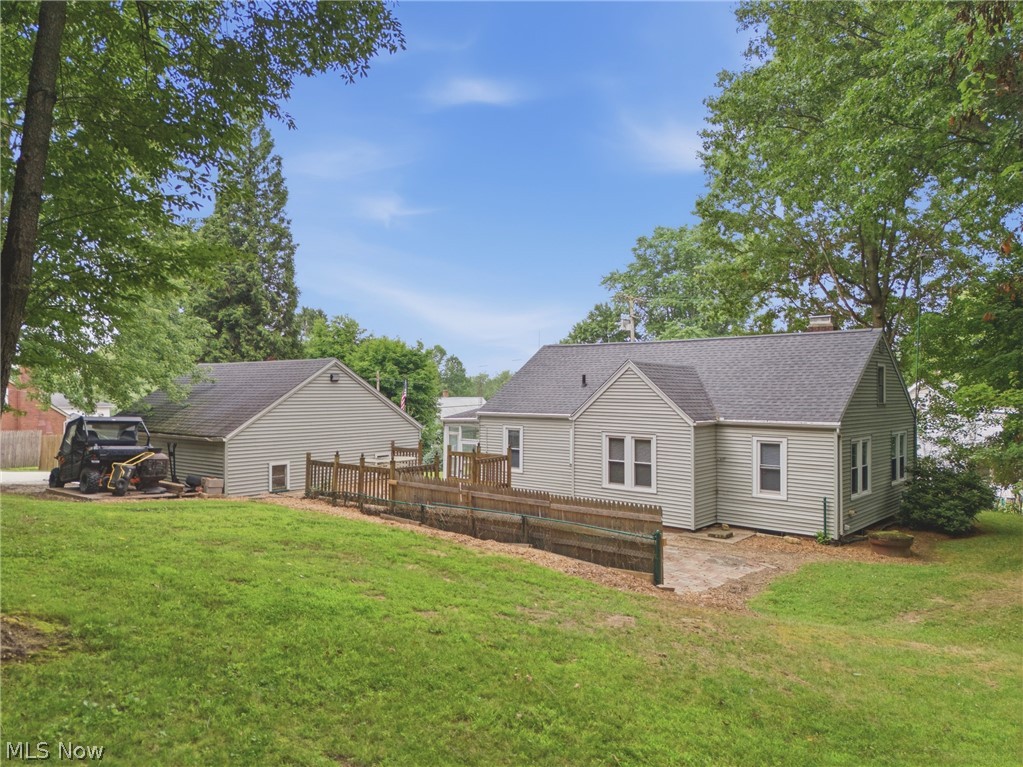 7676 Justus Avenue SW Navarre OH 44662