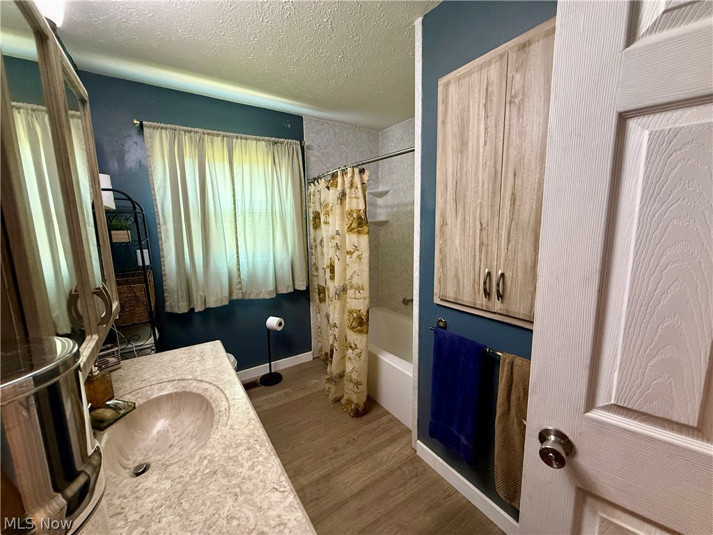 831 N Crestline Street Crestline OH 44827