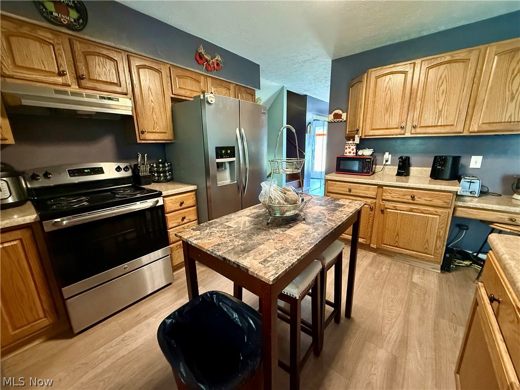 831 N Crestline Street Crestline OH 44827