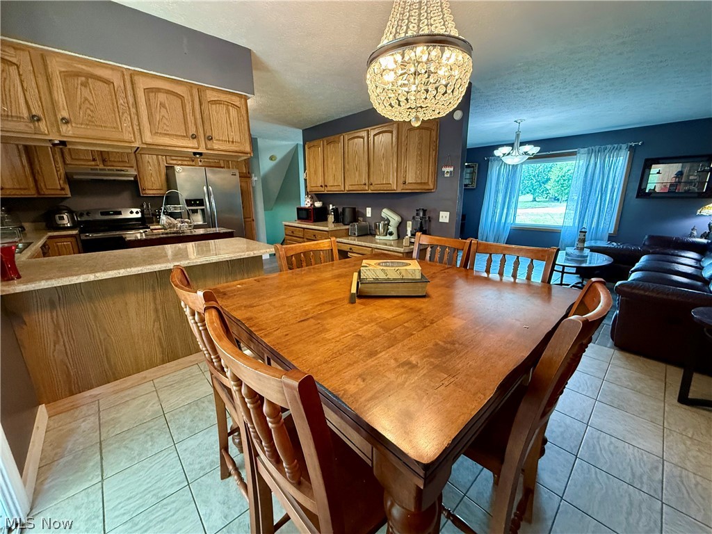 831 N Crestline Street Crestline OH 44827