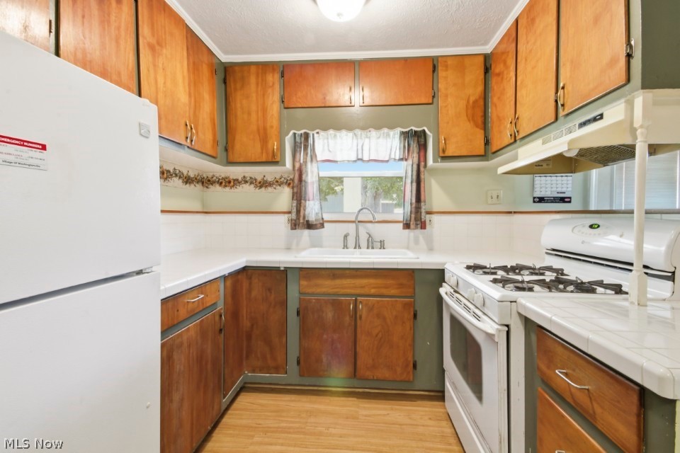 225 Union Street Washingtonville OH 44490