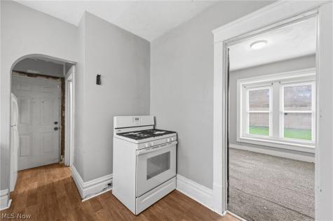 244 Power Street Akron OH 44304