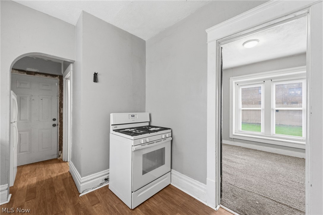 244 Power Street Akron OH 44304