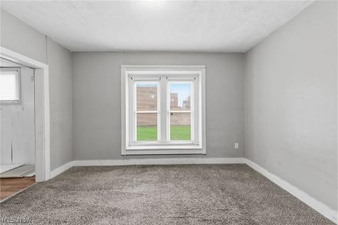 244 Power Street Akron OH 44304