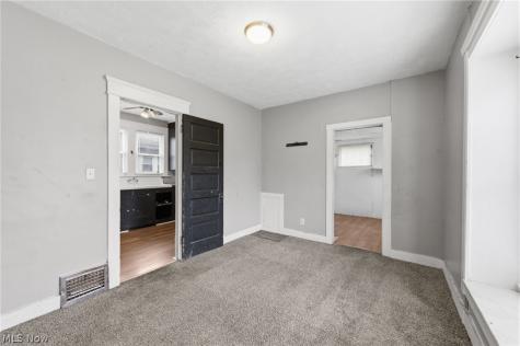 244 Power Street Akron OH 44304