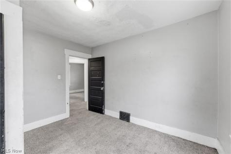 244 Power Street Akron OH 44304