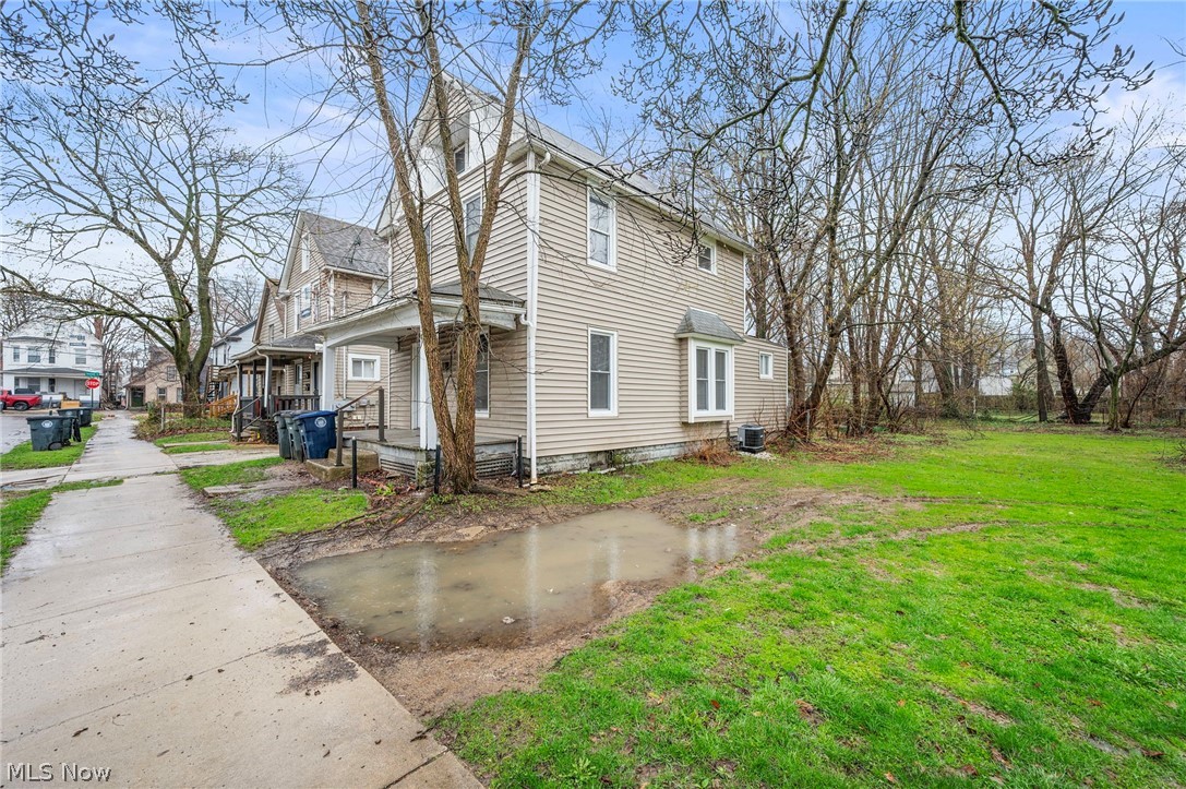 244 Power Street Akron OH 44304