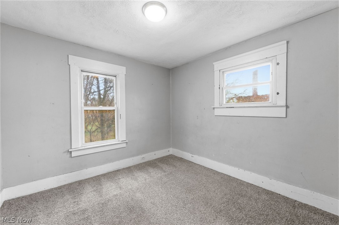 244 Power Street Akron OH 44304