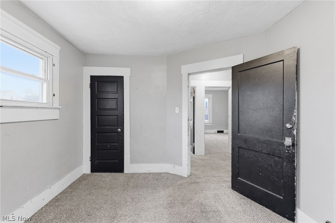 244 Power Street Akron OH 44304