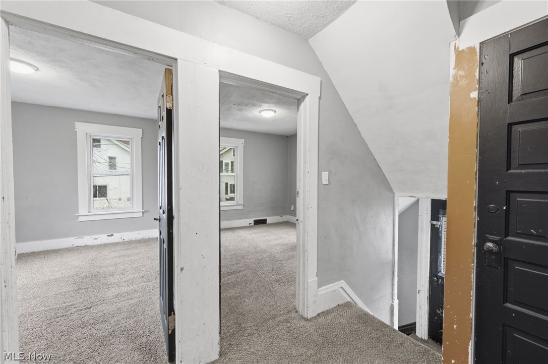 244 Power Street Akron OH 44304