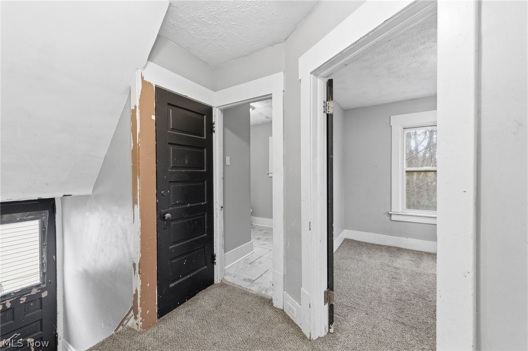244 Power Street Akron OH 44304