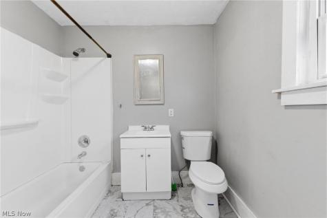 244 Power Street Akron OH 44304