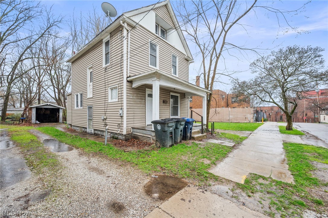 244 Power Street Akron OH 44304