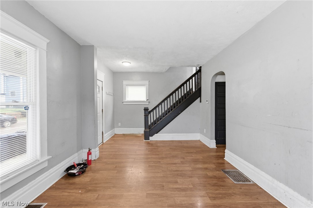 244 Power Street Akron OH 44304