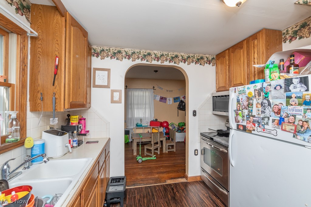 1251 Sawyer Avenue Akron OH 44310