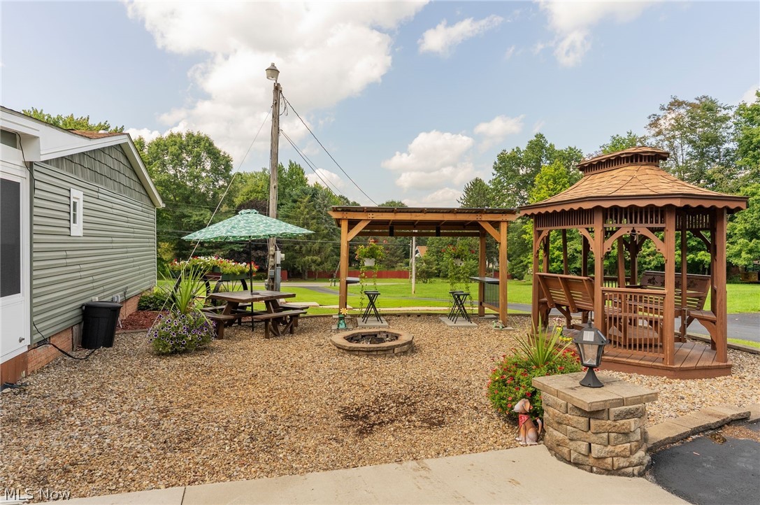 8445 Salem Unity Road Salem OH 44460
