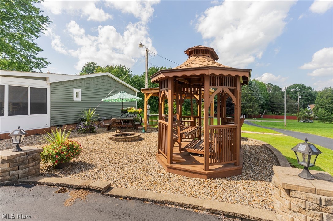 8445 Salem Unity Road Salem OH 44460