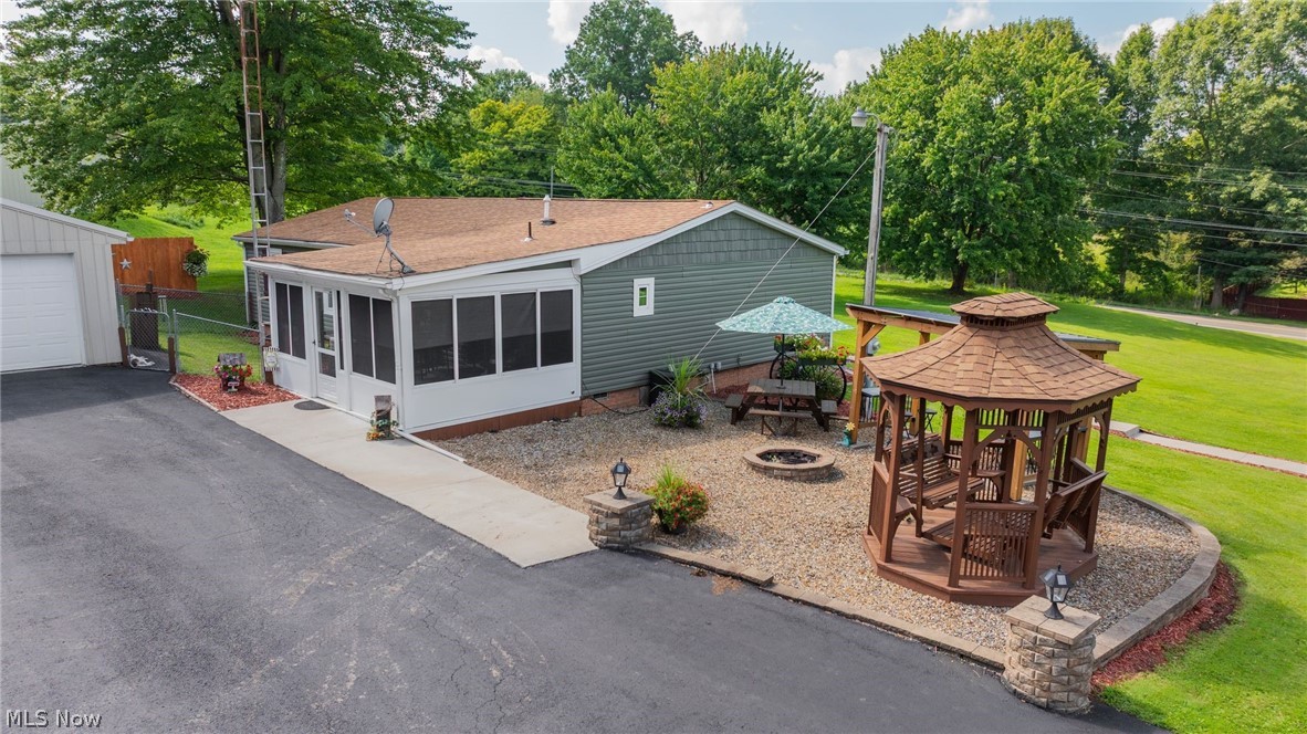 8445 Salem Unity Road Salem OH 44460