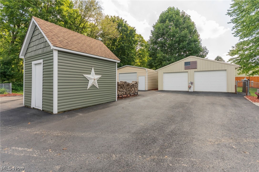 8445 Salem Unity Road Salem OH 44460